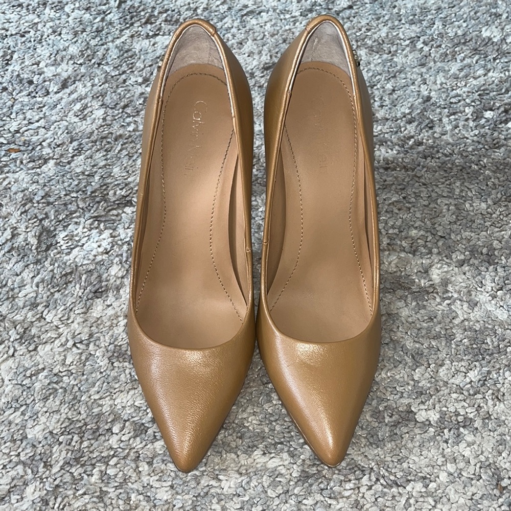 Calvin Klein SIZE 4M